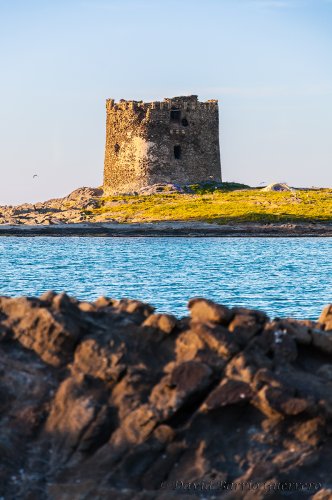 Torreón en playa La Pelosa
