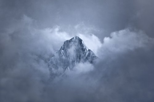 ENTRE EL CIELO Y LA TIERRA