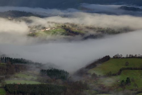 Harana lainopean - El Valle bajo la niebla