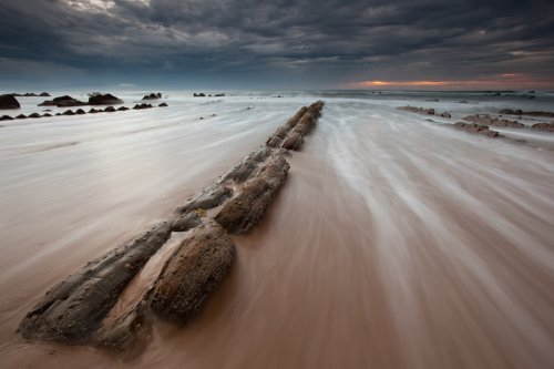Hondartza ixilik - La playa en silencio